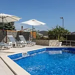 Salvia Mare Villa *
