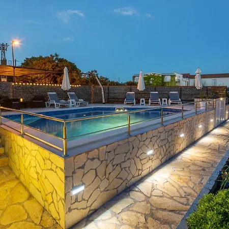 Salvia Mare Villa *